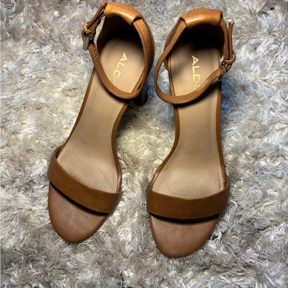 Size 6 Aldo Block Heel Sandals - Picture 3 of 6